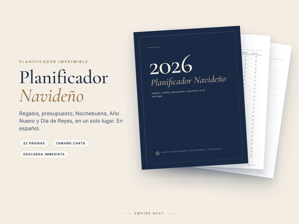 Planificador Navideño 2026 de Empire Nest: portada azul marino delante de la lista de regalos y la cena de Nochebuena